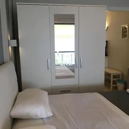 Summer Senses In Apartment Kassiopi